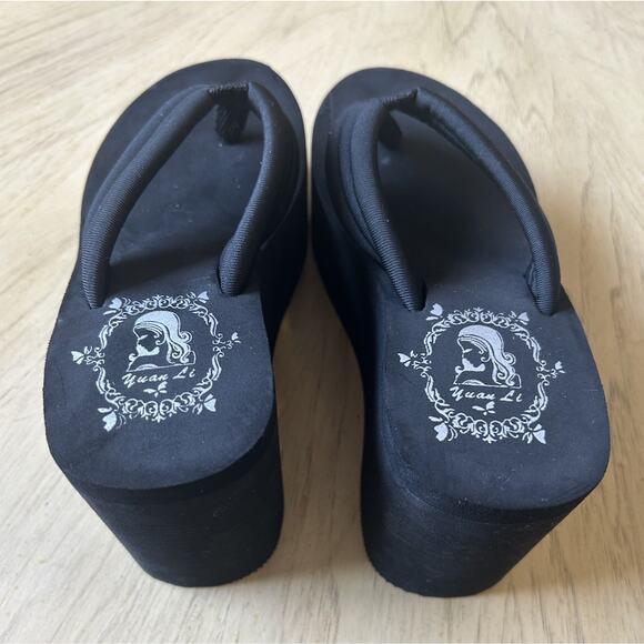 Y2K Platform Flip Flop Sandals Woman’s 6/6.5 Black Thong Chunky Heel Goth Grunge - Picture 5 of 10